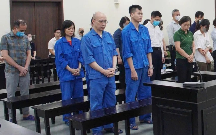 Đắk Lắk khởi tố 8 người đưa, nhận hối lộ trong hoạt động kiểm dịch động vật - Ảnh 3.