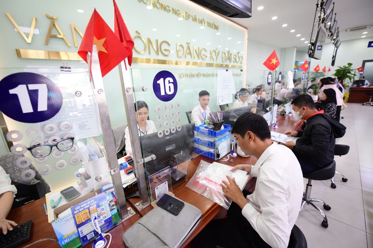 Tin tức sáng 10-7: Cơ cấu tổ chức mới của Bộ Nội vụ; TP.HCM có hơn 36.000 trẻ chào đời trong 6 tháng - Ảnh 2.
