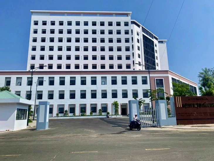 Loạt sai phạm tại Bệnh viện Sản - Nhi Đắk Lắk, yêu cầu thu hồi tiền chi cho bác sĩ học trái quy định - Ảnh 1.