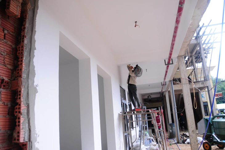 Loạt ảnh mới nhất hai trường nội trú liên cấp hơn 600 tỉ đồng sắp hoàn tất ở Đà Nẵng - Ảnh 9.