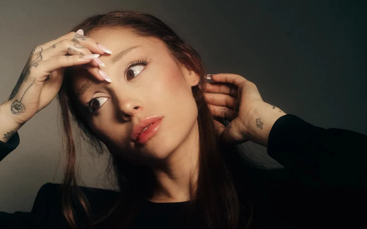 Ariana Grande rút khỏi các hoạt động công khai sau tour diễn, rời dự án
nhạc kịch năm 2027 - Ảnh
2.