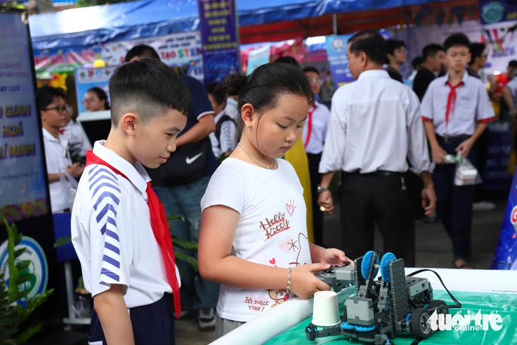 'Thước đo của chuyển đổi số ở việc phục vụ người dân tốt hơn từng ngày' - Ảnh 4.