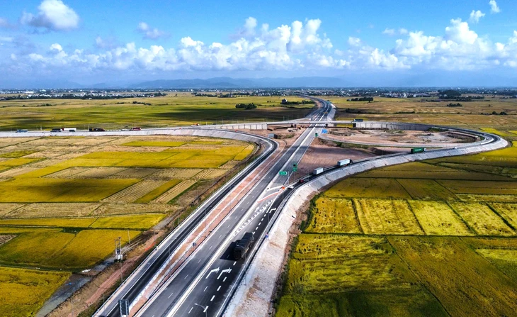 Cuối tuần này thu phí 5 tuyến cao tốc từ Nha Trang đến Quảng Ngãi - Ảnh 2.
