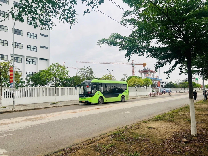 Trường Đại học Tài chính - Ngân hàng Hà Nội công bố điểm chuẩn năm 2026 - Ảnh 4.
