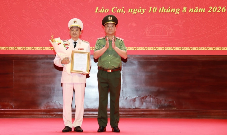 Đại tá Trịnh Khắc Cường, Phó Cục trưởng Cục An ninh chính trị nội bộ làm Giám đốc Công an tỉnh Lào Cai - Ảnh 1.