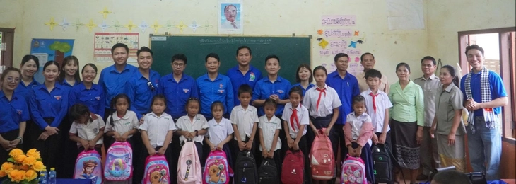 Đoàn Thanh niên VRG thực hiện chương trình tình nguyện tại Lào - Ảnh 4.