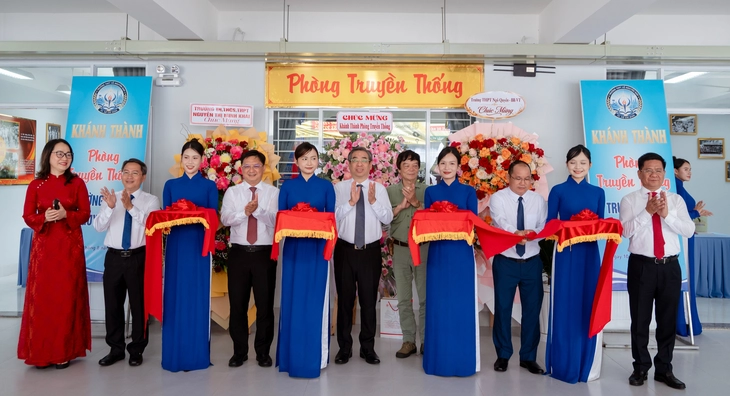 TP.HCM khánh thành ngôi trường mang tên Đại tướng Võ Nguyên Giáp - Ảnh 1.