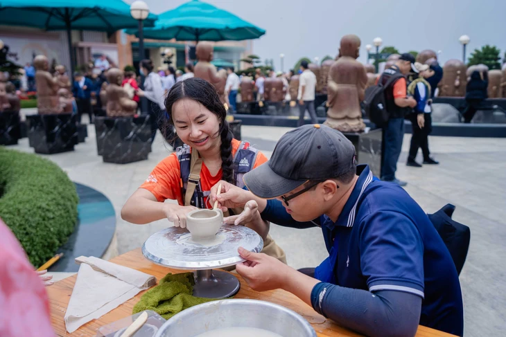 Triển lãm gốm quy mô lớn nhất cả nước tại Núi Bà Đen - Ảnh 7.