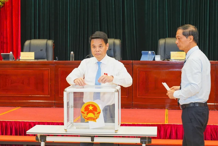 Ông Đào Trọng Đức làm Phó chủ tịch UBND thành phố Hải Phòng - Ảnh 3.
