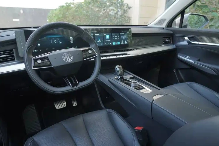 Xe hybrid cắm sạc mới sắp vào Việt Nam đấu Hyundai Palisade: Đầy bình chạy gần 1.200km - Ảnh 6.