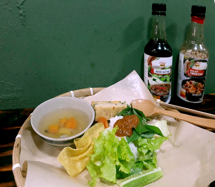 Quán một nụ cười - Ảnh 2.
