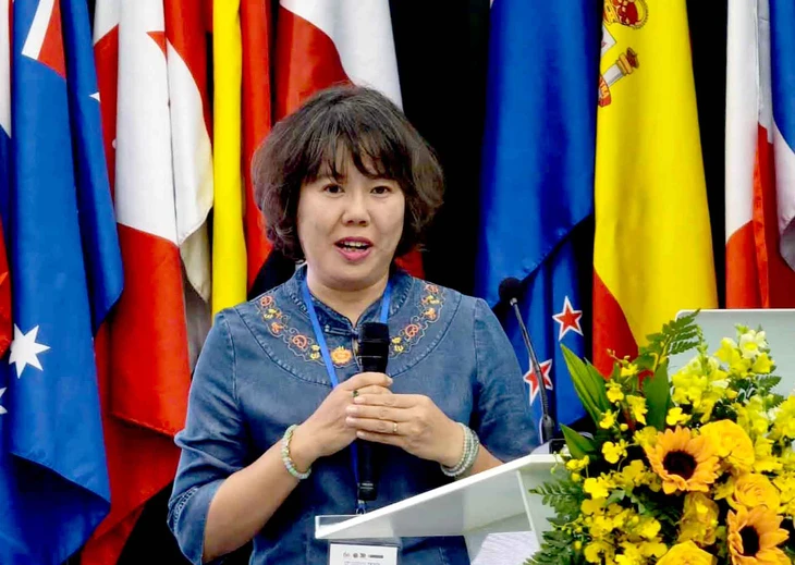 Đưa tiếng Anh thành ngôn ngữ thứ hai, không thể ‘đồng phục’ mọi trường - Ảnh 2.