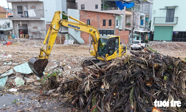 Rạch Xuyên Tâm thông thoáng mặt bằng, các gói thầu tăng tốc thi công - Ảnh 10.