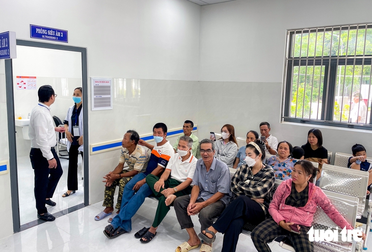 TP.HCM phấn đấu 96% người dân có bảo hiểm y tế trong năm 2026 - Ảnh 1.