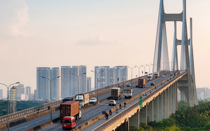Rạch Xuyên Tâm thông thoáng mặt bằng, các gói thầu tăng tốc thi công - Ảnh 2.