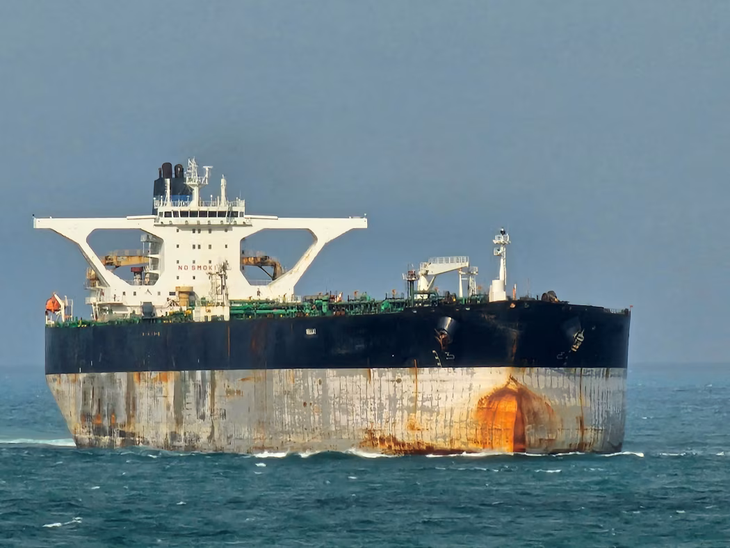 Mỹ bán phế liệu hai tàu dầu bị tịch thu sau chiến dịch ở Venezuela - Ảnh 1.