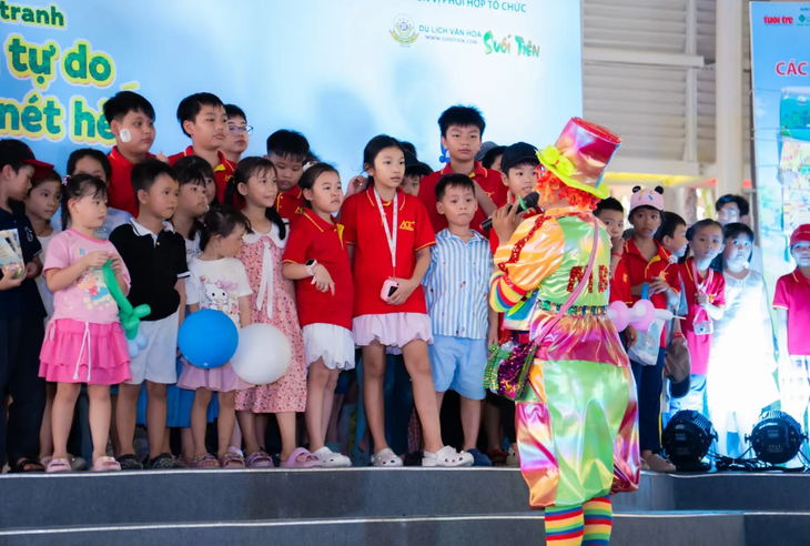 Hơn cả một cuộc thi vẽ: Hành trình lan tỏa nhận thức về chăm sóc thị lực trẻ em - Ảnh 5.