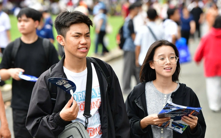 Chưa hết thời hạn nhập học, nhiều đại học đã xét tuyển bổ sung - Ảnh 4.