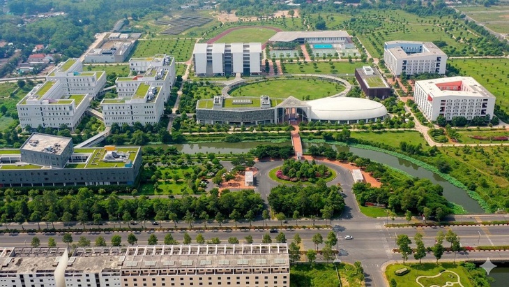 Đại học Việt Đức, ĐH Thủ Dầu Một công bố điểm chuẩn: các ngành kinh tế hút thí sinh - Ảnh 1.