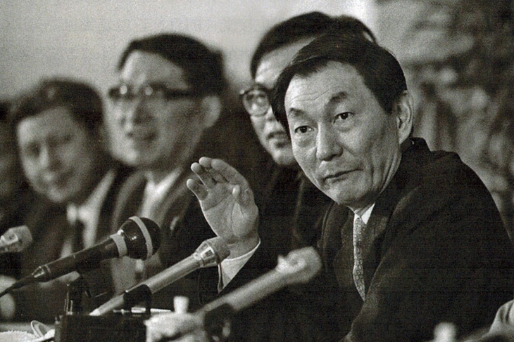 Cựu Thủ tướng Trung Quốc Chu Dung Cơ qua đời ở tuổi 98 - Ảnh 1.