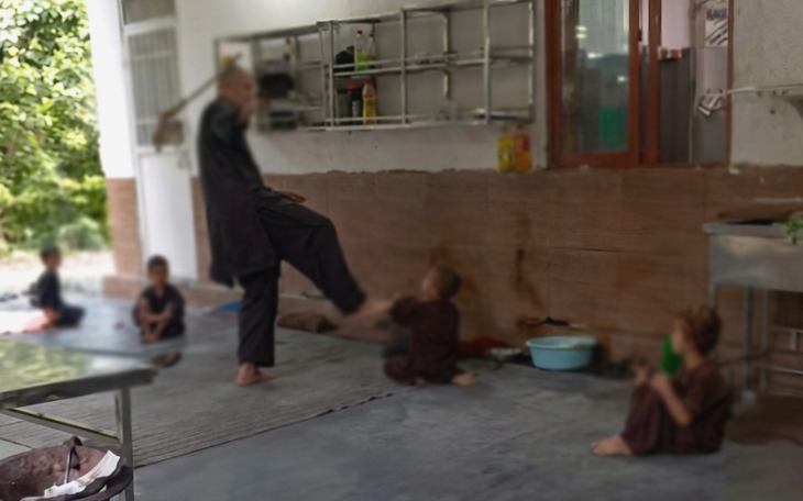 Vụ 5 chú tiểu bị đánh ở chùa Bầu: Yêu cầu xử lý nghiêm cơ sở chăm sóc, nuôi dưỡng trẻ tự phát - Ảnh 3.