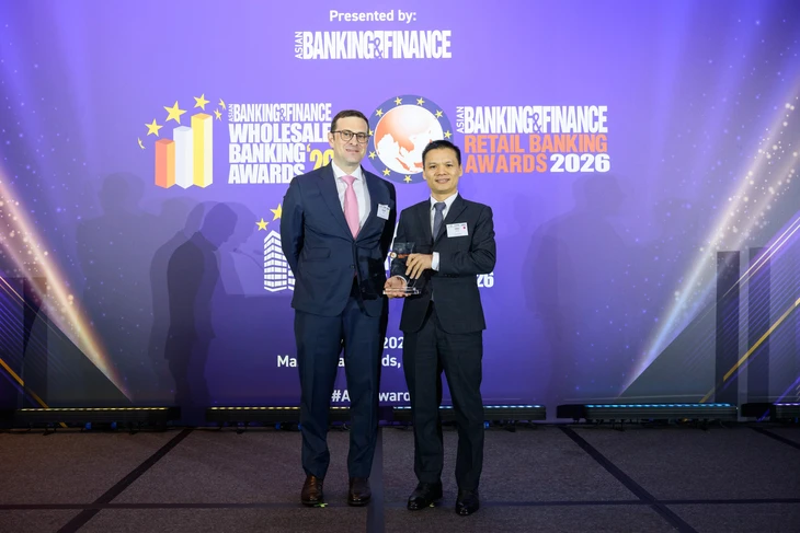 Techcombank là Ngân hàng Bán lẻ nội địa tốt nhất Việt Nam trong 5 năm liên tiếp - Ảnh 2.