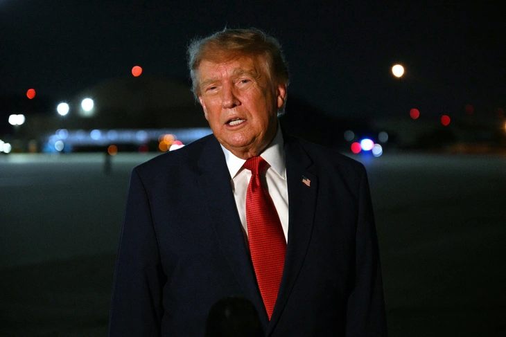Ông Trump: Tôi rất muốn tranh cử nhiệm kỳ ba, nhưng luật pháp rất nghiêm ngặt - Ảnh 1.