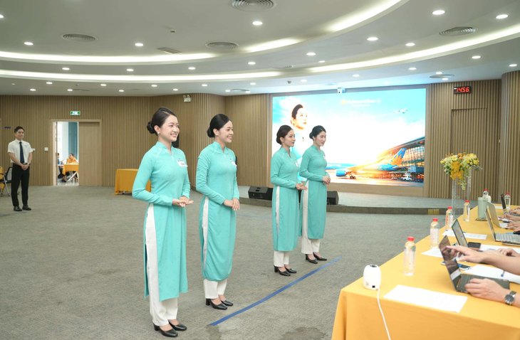 Cơ hội trở thành tiếp viên Vietnam Airlines năm 2026 - Ảnh 2.