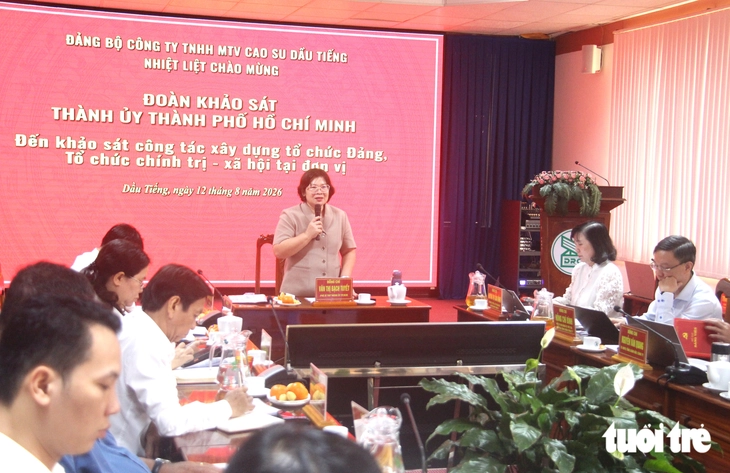 Phó bí thư Thành ủy TP.HCM Văn Thị Bạch Tuyết làm việc với Cao su Dầu Tiếng - Ảnh 1.