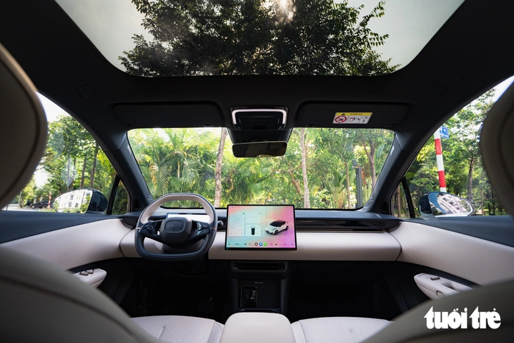 Xe điện Lynk & Co 02 ra mắt Việt Nam: Giá từ 818 triệu đồng, chạy 435km/sạc - Ảnh 6.