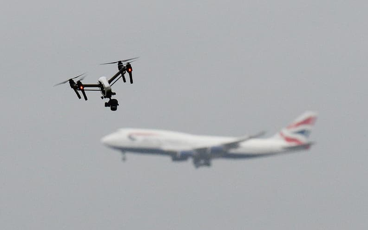 Vì sao một sự cố drone có thể làm chậm cả chuỗi chuyến bay? - Ảnh 4.
