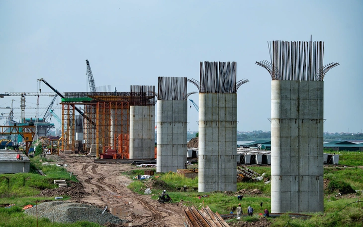 Hà Nội quyết tâm khắc phục triệt để tình trạng úng ngập đến năm 2027 - Ảnh 4.