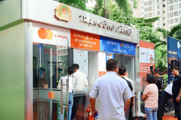 TP.HCM khánh thành Trạm Công dân số thứ 7 tại Phú Mỹ Hưng - Ảnh 3.