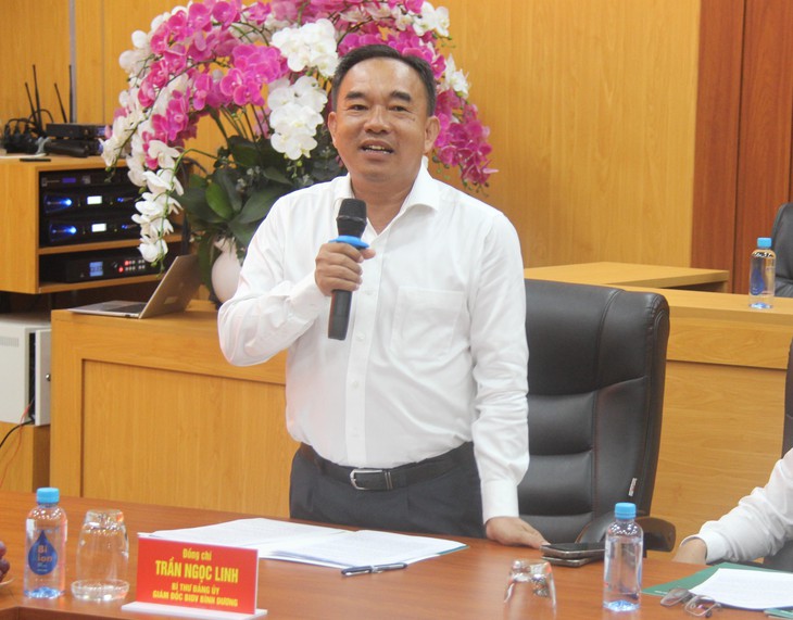 Phó bí thư Thành ủy TP.HCM khảo sát tại BIDV Bình Dương và phường Thủ Dầu Một - Ảnh 2.