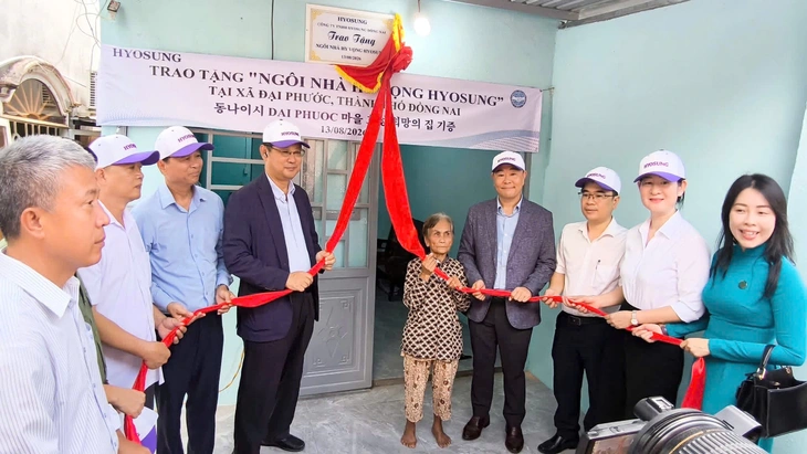Hyosung Đồng Nai trao tặng 3 căn ‘Ngôi nhà Hy vọng’ - Ảnh 2.