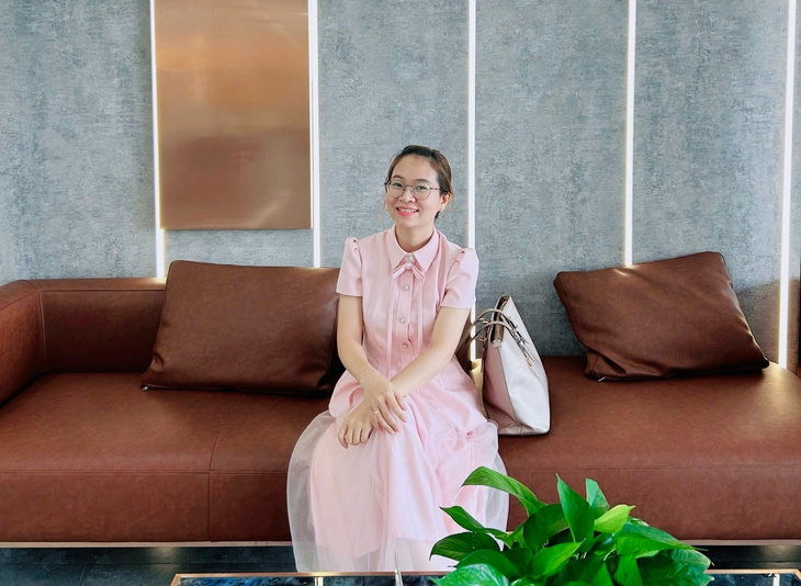 Đi làm sau vài năm ở nhà chăm con, thoát cảnh 'đầu bù tóc rối' bỉm sữa - Ảnh 4.