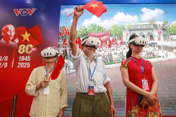 Đến dinh Độc Lập ‘xuyên không’ về thời khắc Bác Hồ đọc Tuyên ngôn Độc lập - Ảnh 2.