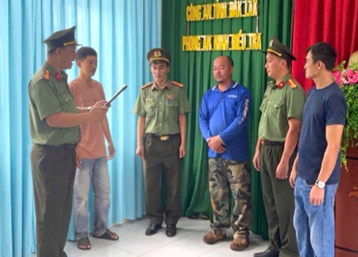 Khởi tố người lôi kéo dân khiếu kiện đông người - Ảnh 1.