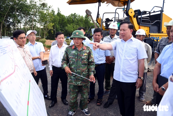 Hoàn thành cao tốc TP.HCM - Thủ Dầu Một - Chơn Thành qua Đồng Nai trước ngày 31-12 - Ảnh 1.