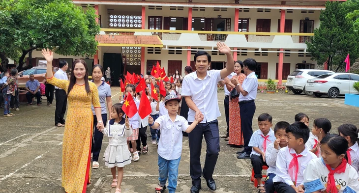 Thanh Hóa tuyển 1.632 giáo viên, có hơn 8.000 người đăng ký thi tuyển - Ảnh 1.