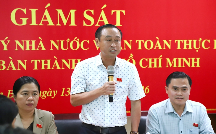 TP.HCM tăng giám sát, không để thực phẩm không an toàn vào bếp ăn trường học - Ảnh 2.