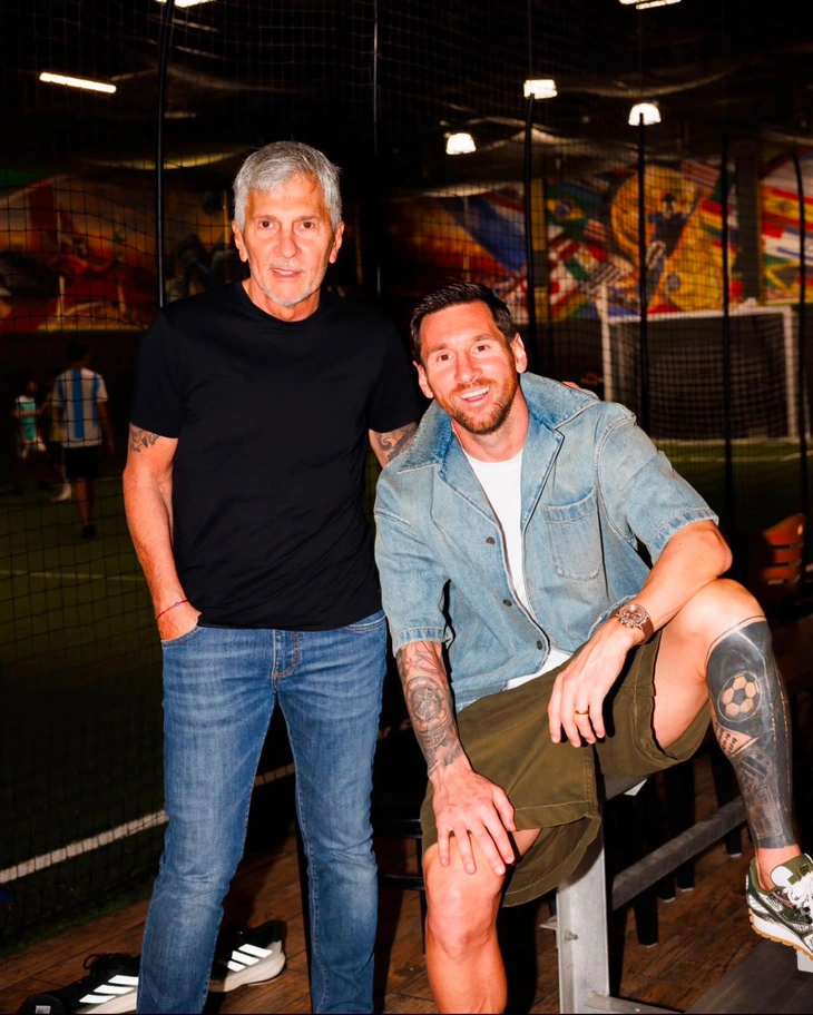 Messi gửi cha lời cuối, fan xúc động  - Ảnh 1.