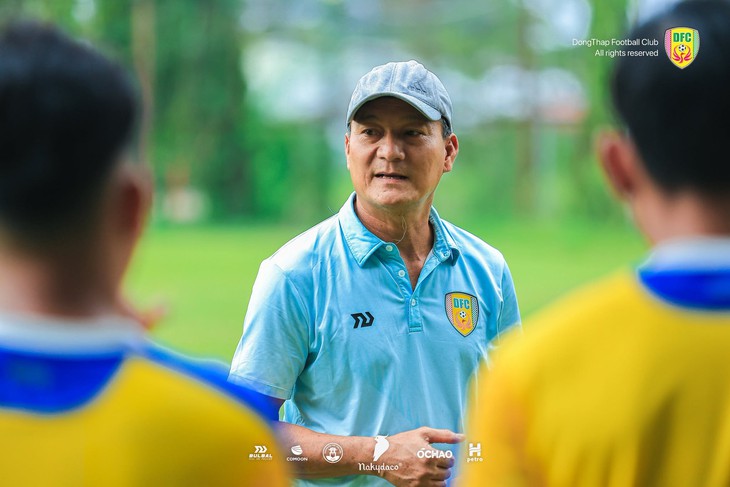 CLB Đồng Tháp lên tiếng về việc chuyển "hộ khẩu" lên TP.HCM - Ảnh 2.