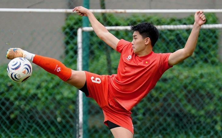 HLV Kim Sang Sik sẽ có cách dùng Quang Hải - Ảnh 4.