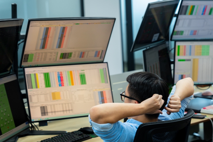 Thêm một phiên giao dịch buồn của nhà đầu tư, VN-Index giảm tiếp 36 điểm - Ảnh 1.