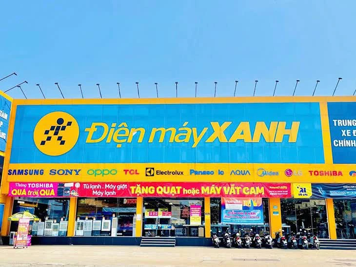 Doanh thu điện máy của Thế Giới Di Động bất ngờ giảm mạnh giữa mùa hè - Ảnh 1.