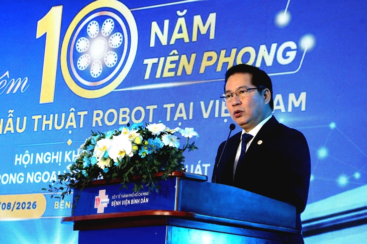 Bệnh viện Bình Dân lập kỷ lục Việt Nam với hơn 4.000 ca phẫu thuật robot - Ảnh 2.