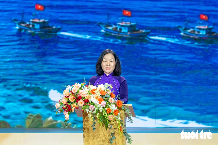 Hơn 55 tỉ đồng ủng hộ quỹ Vì biển đảo quê hương - Vì tuyến đầu Tổ quốc - Ảnh 3.
