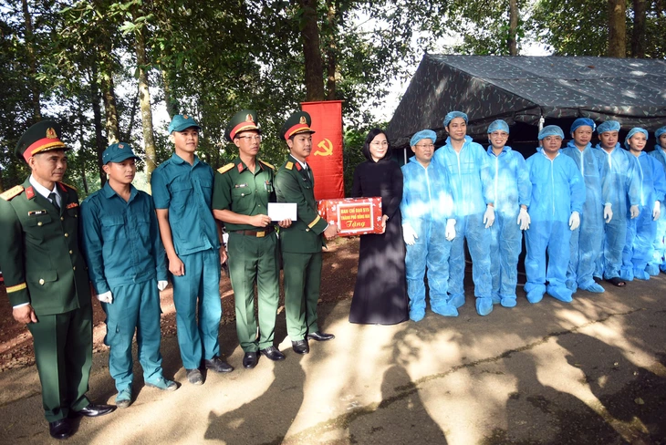 Đồng Nai hoàn thành lấy mẫu hài cốt để giám định ADN, xác định danh tính liệt sĩ - Ảnh 2.