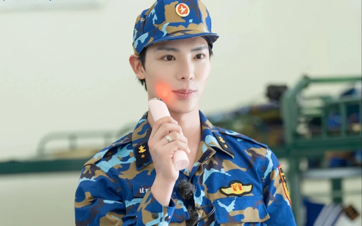 Thực hư Thủy Tiên bị đồng nghiệp cô lập   - Ảnh 3.